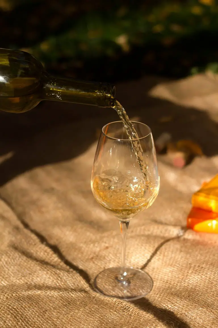 Italian Dessert Wines A Complete Guide The Wine Wiki