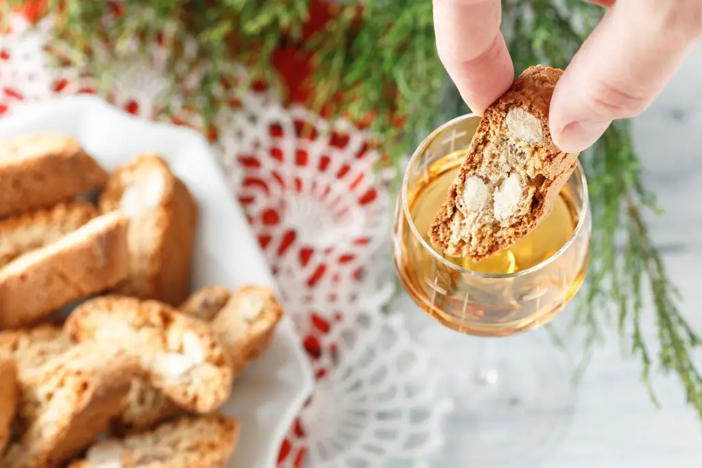 Cantucci e Vin Santo