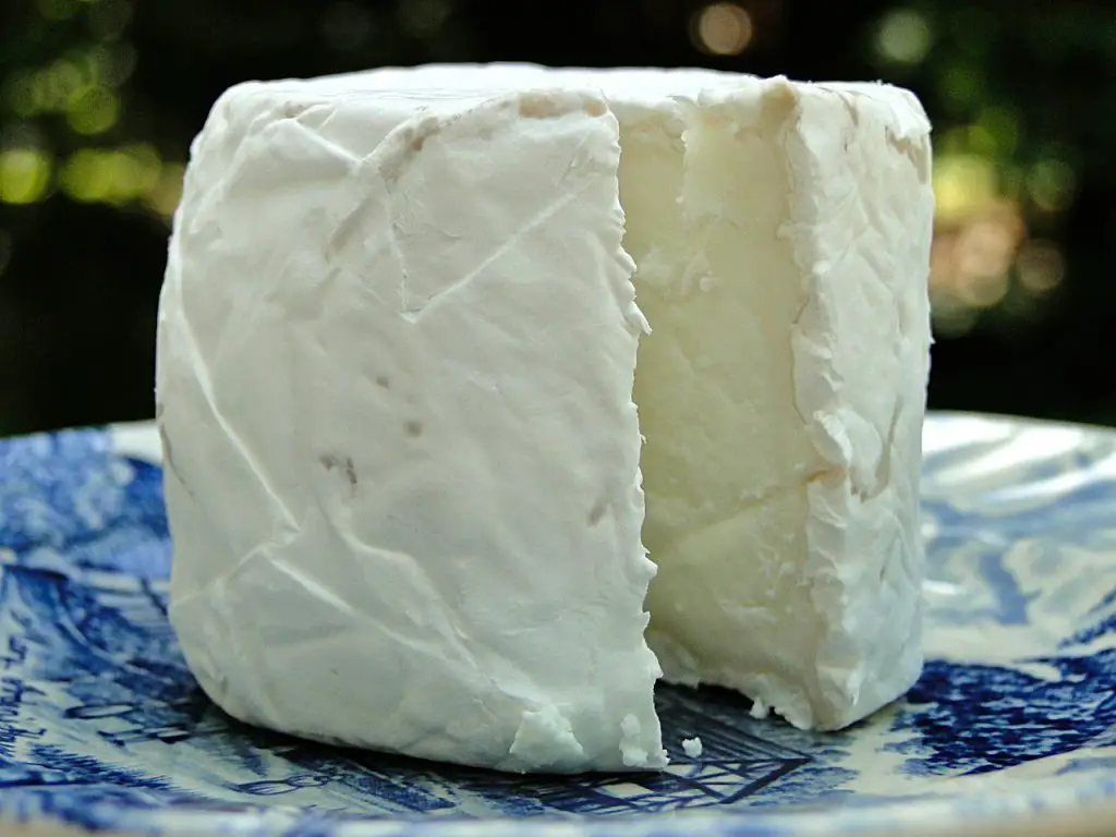 goat's cheese for moscato