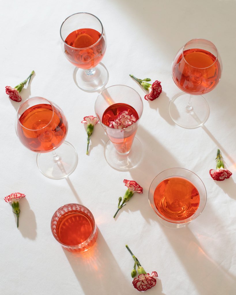 6 wine glasses of moscato rosa rose wines